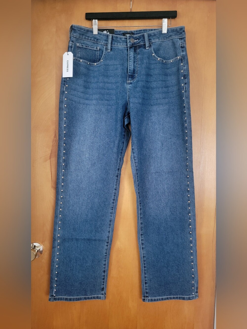 Express NWT Studded Embellished Straight Leg Jeans Size 10